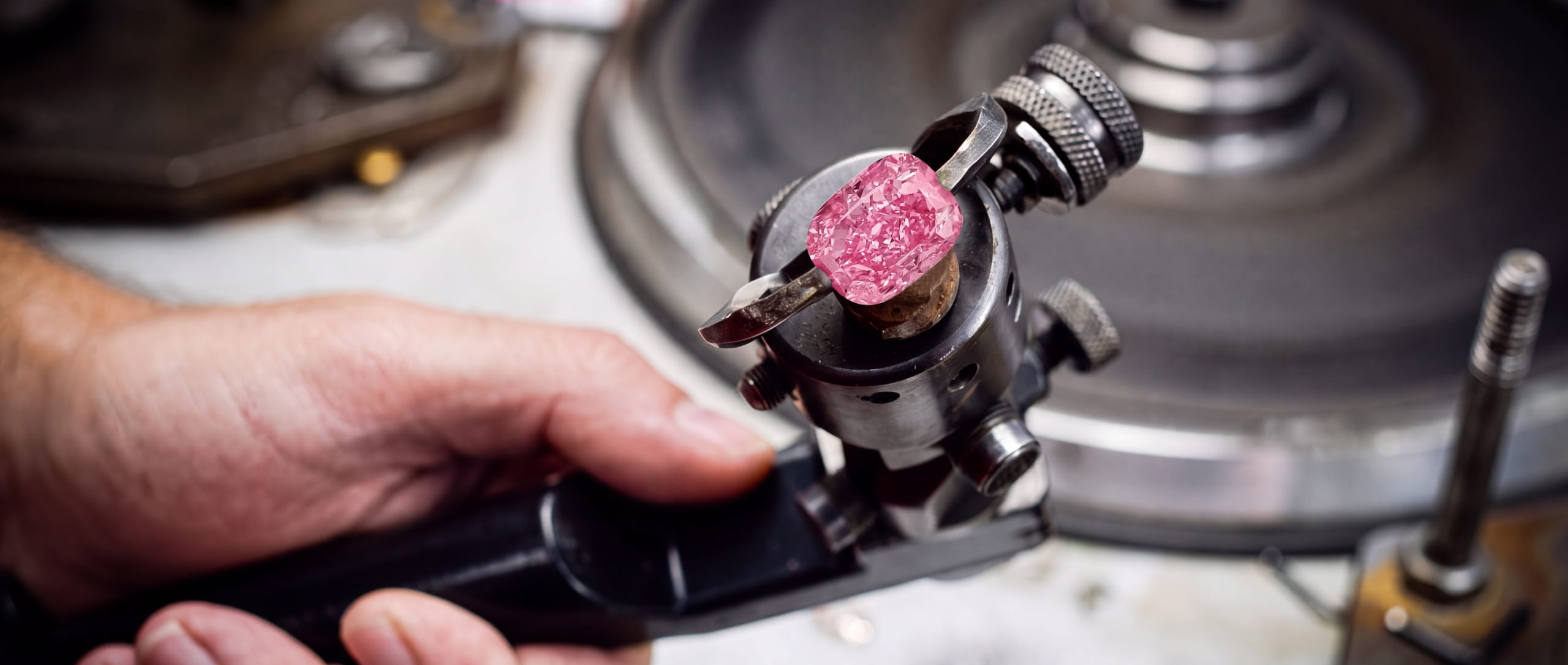 Diamond manufacturing and polishing facility in Dubai